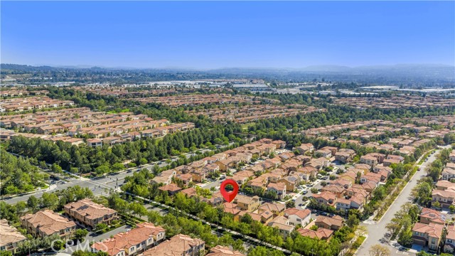 Detail Gallery Image 11 of 39 For 25 Umbria, Lake Forest,  CA 92630 - 4 Beds | 3 Baths