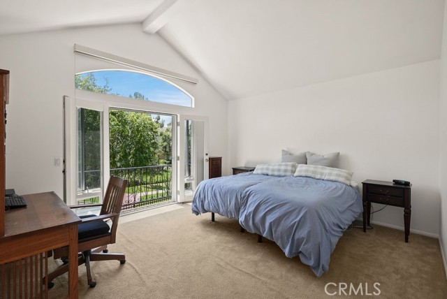 25 Belfort, Newport Coast CA: https://media.crmls.org/medias/80e7ee7d-42fe-4ed2-b298-6ae1847c364d.jpg