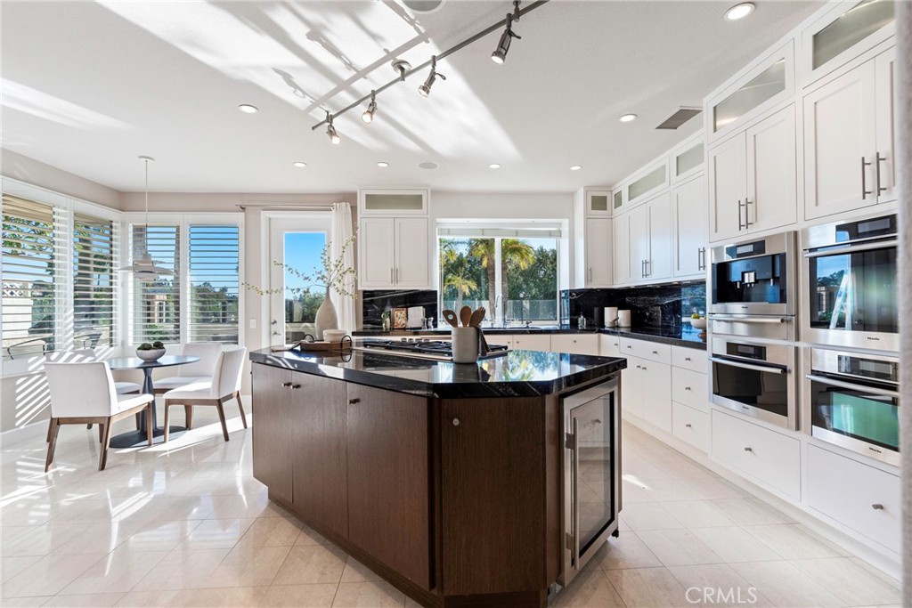 MLS #OC25238106 image #13