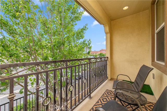 Detail Gallery Image 14 of 29 For 12440 Constellation St, Corona,  CA 91752 - 2 Beds | 2/1 Baths