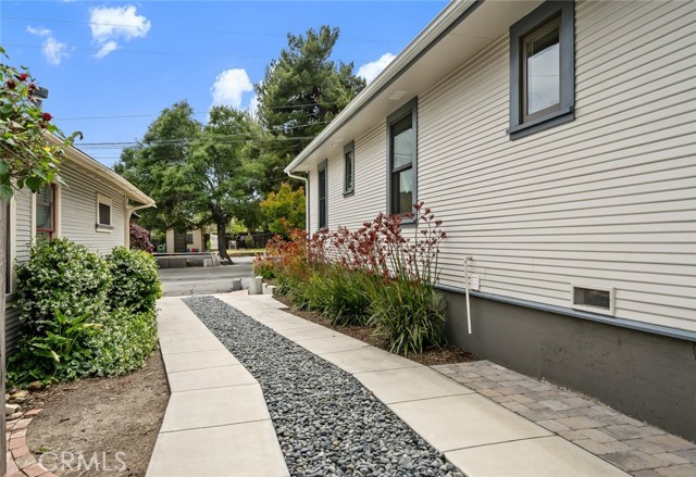 1526 Garden Street, San Luis Obispo CA: https://media.crmls.org/medias/80e9a69e-81c2-49fc-851f-5346e5b12eb1.jpg
