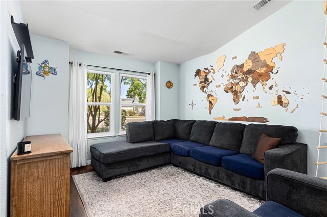 Detail Gallery Image 2 of 49 For 171 Remington Dr, Chico,  CA 95928 - 3 Beds | 2 Baths