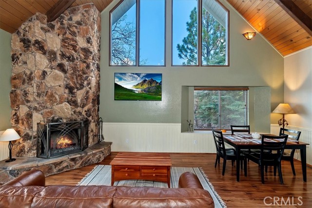 Detail Gallery Image 13 of 36 For 26822 Huron, Lake Arrowhead,  CA 92352 - 3 Beds | 3/1 Baths