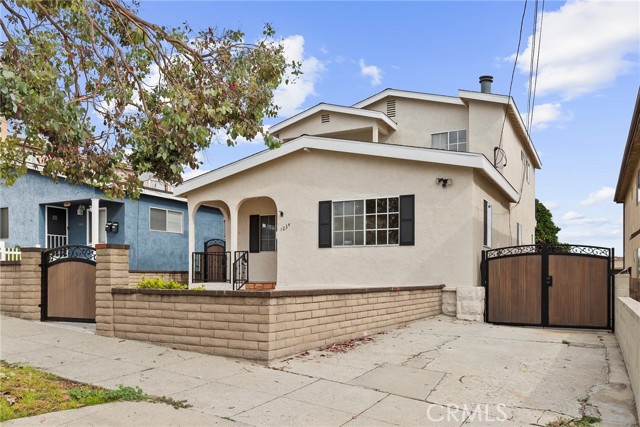 Detail Gallery Image 1 of 44 For 1234 W 22nd St, San Pedro,  CA 90731 - 3 Beds | 3/1 Baths