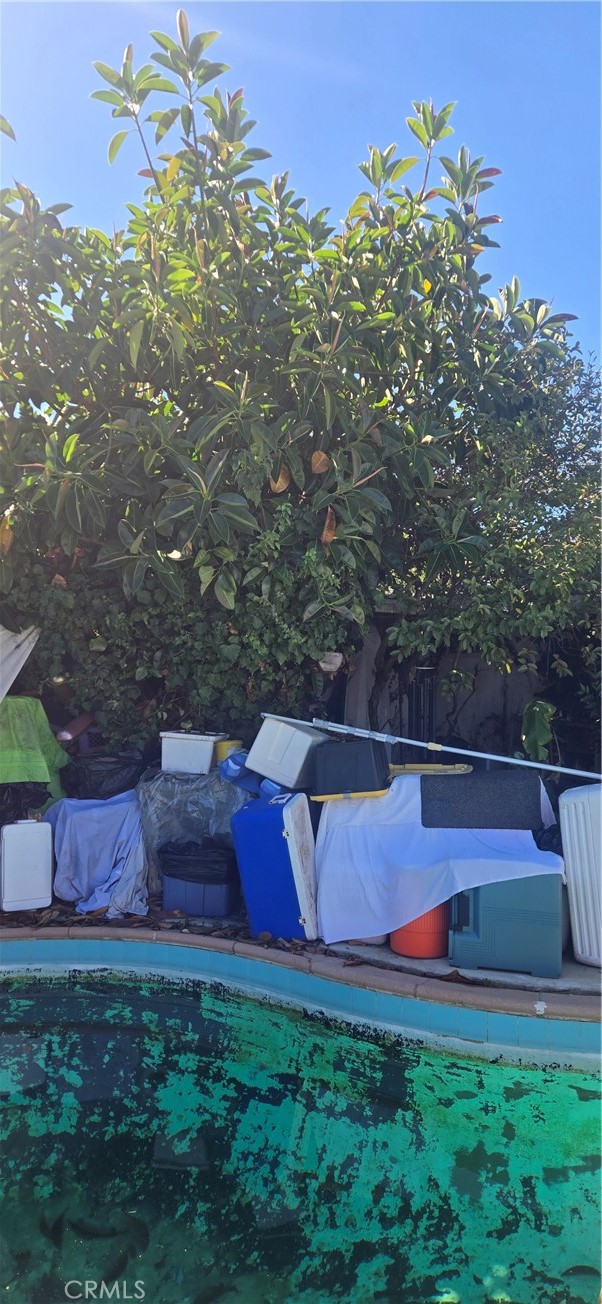 4527 Kickapoo Court, San Diego CA: https://media.crmls.org/medias/80eb9f8a-0fad-4b38-9d5f-6b9e8d82c3a2.jpg