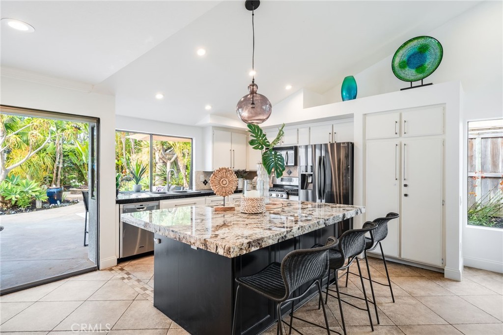 MLS #OC25163941 img 15