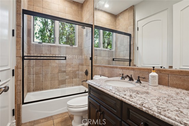23115 Erwin Street, Woodland Hills CA: https://media.crmls.org/medias/80eda704-90ed-46f2-847a-5532c9fda151.jpg