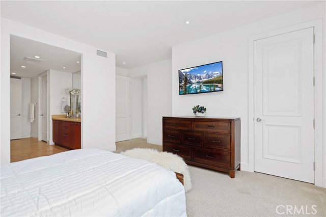 Detail Gallery Image 33 of 55 For 3049 Scholarship, Irvine,  CA 92612 - 2 Beds | 2/1 Baths