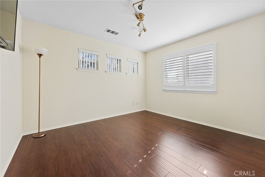 MLS #IV25259295 image #15