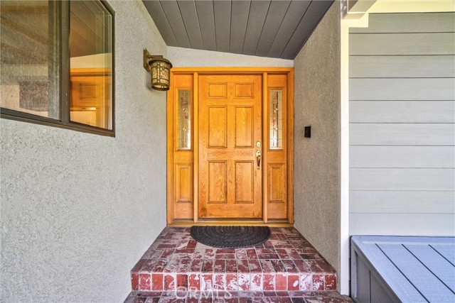 14141 Clarissa Lane, North Tustin CA: https://media.crmls.org/medias/80efd15f-aa2d-41f6-99b7-dde4e4aecb4e.jpg