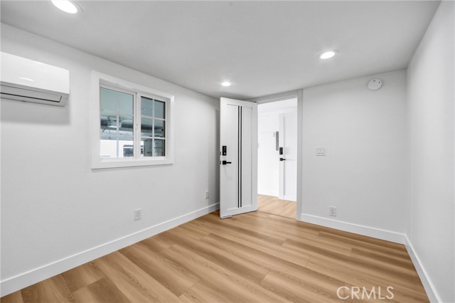 Detail Gallery Image 26 of 36 For 9502 via Salerno, Burbank,  CA 91504 - 2 Beds | 2/1 Baths