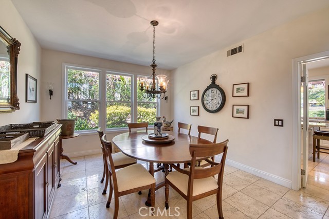 Detail Gallery Image 13 of 43 For 11 Lusitano, Coto de Caza,  CA 92679 - 5 Beds | 3 Baths