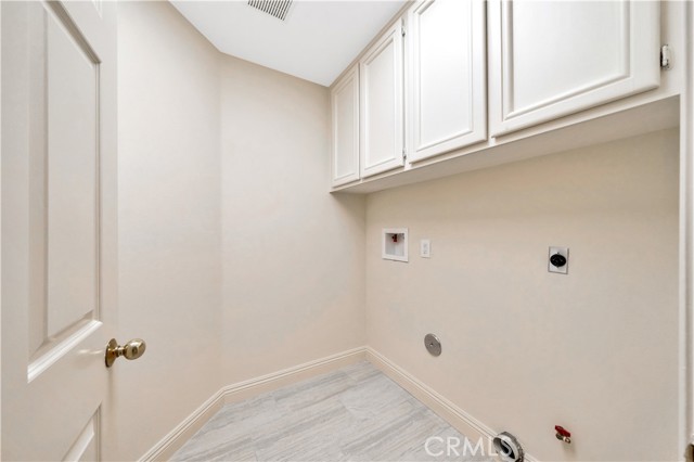 18836 Jeffrey Avenue, Cerritos CA: https://media.crmls.org/medias/80f0b9e6-9329-4deb-b43b-71029116707b.jpg