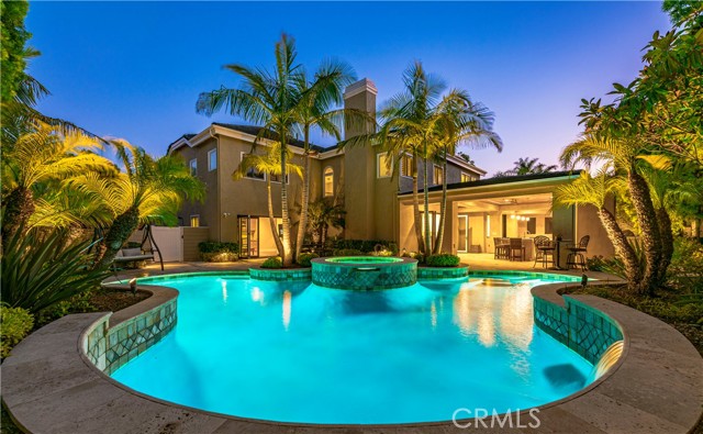 6561 Horseshoe Lane, Huntington Beach CA: https://media.crmls.org/medias/80f10cb4-04b0-4fda-8d14-78fa2083fff1.jpg