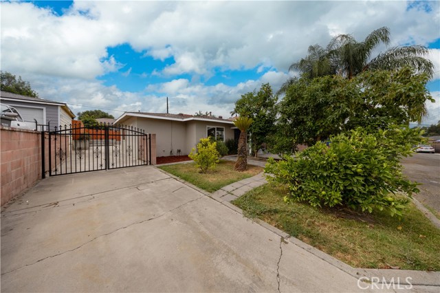 15220 Terracedale Drive, La Mirada CA: https://media.crmls.org/medias/80f1246d-6d6b-4713-9abd-95cf025456f9.jpg