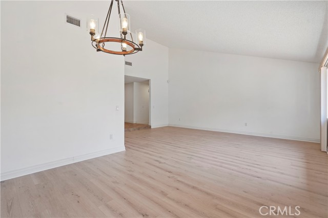 10501 Churchill Avenue, Chatsworth (los Angeles), CA 91311 Listing Photo  32