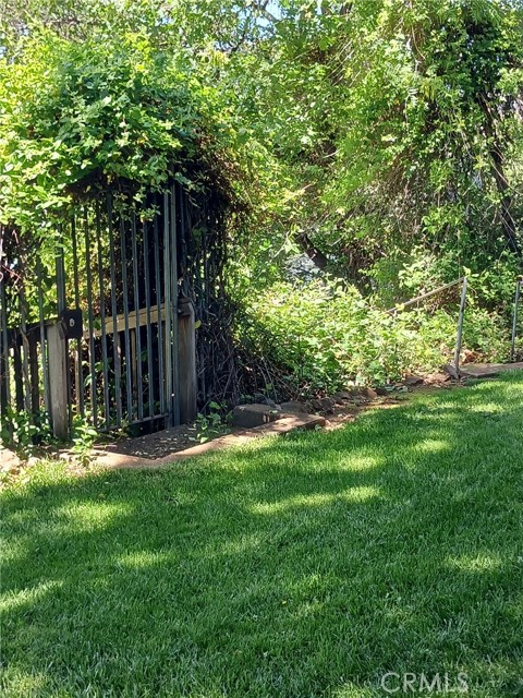 Detail Gallery Image 6 of 64 For 5129 Toyon, Paradise,  CA 95969 - 3 Beds | 3/1 Baths