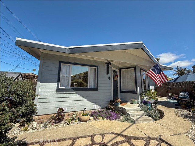 Detail Gallery Image 1 of 22 For 265 Old Creek Rd, Cayucos,  CA 93430 - 2 Beds | 1 Baths
