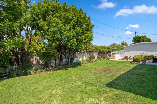 1912 Diana Ln, Newport Beach CA: https://media.crmls.org/medias/80f229ad-b520-4567-b93e-bf5fc787f480.jpg