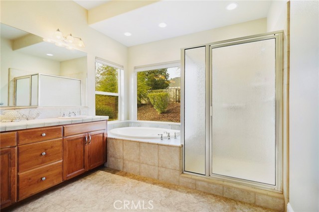 Detail Gallery Image 17 of 41 For 3600 Laver Ct, Redding,  CA 96002 - 4 Beds | 2/1 Baths
