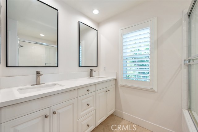 Detail Gallery Image 20 of 32 For 12 Arborside, Irvine,  CA 92603 - 3 Beds | 2/1 Baths