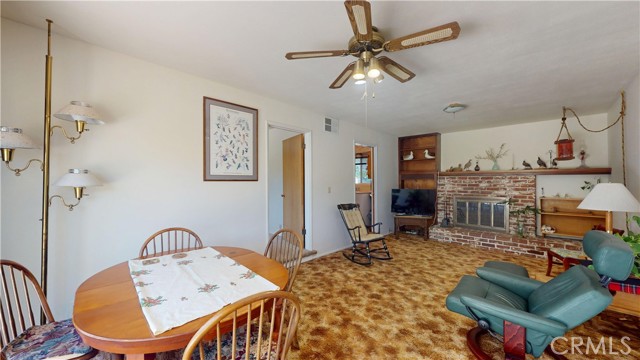 125 Hilton Street, Madera CA: https://media.crmls.org/medias/80f39c0c-2825-470e-b17e-6178bde9bfb8.jpg
