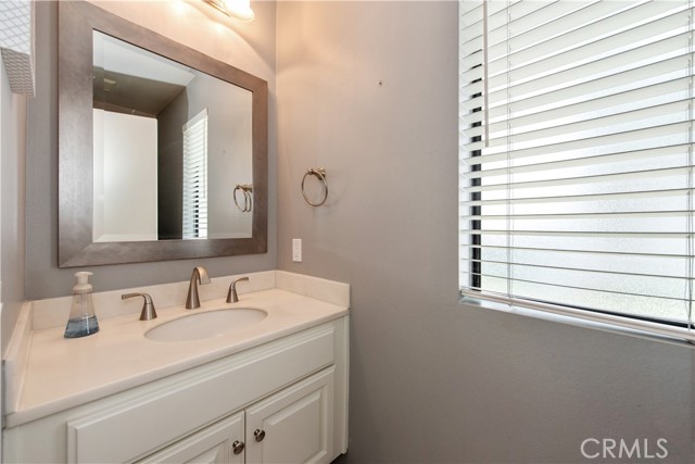 Detail Gallery Image 11 of 22 For 57 Greenmoor #49,  Irvine,  CA 92614 - 2 Beds | 2/1 Baths