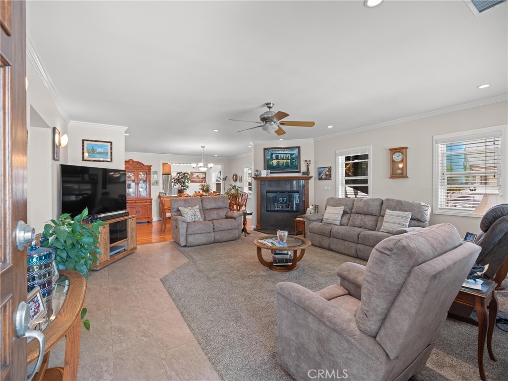 MLS #SB25185366 img 4