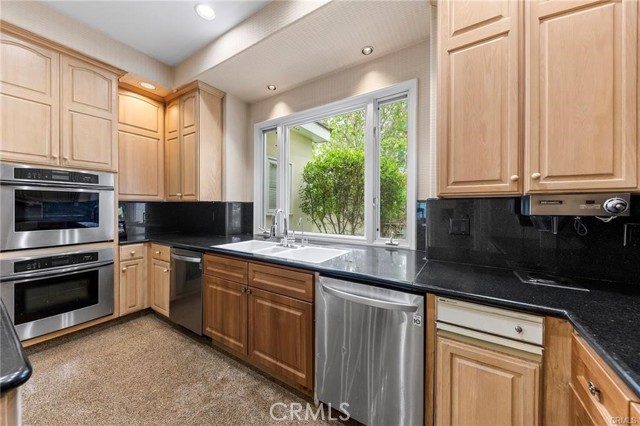 Detail Gallery Image 29 of 73 For 779 Coral Tree, Upland,  CA 91784 - 6 Beds | 5/2 Baths