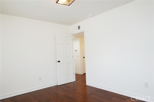 Detail Gallery Image 27 of 39 For 6232 Hesperia Ave, Encino,  CA 91316 - 3 Beds | 2/1 Baths