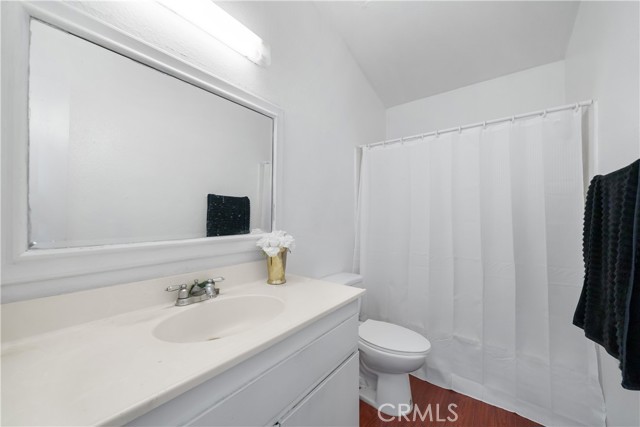 7980 Oleander Avenue, Fontana CA: https://media.crmls.org/medias/80f44bb2-203e-49c3-9d6c-c87b8a7bd4a9.jpg