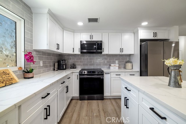 41841 55th W Street, Lancaster CA: https://media.crmls.org/medias/80f54716-17df-4e87-b016-8c5d7961bce5.jpg