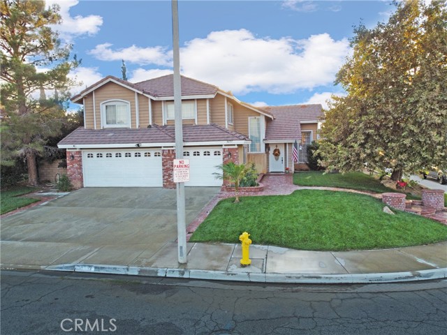 Detail Gallery Image 1 of 42 For 36757 33rd St, Palmdale,  CA 93550 - 4 Beds | 3 Baths