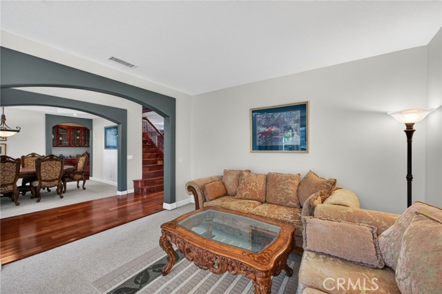 Detail Gallery Image 8 of 74 For 30810 Avenida Del Reposo, Temecula,  CA 92591 - 5 Beds | 3/1 Baths