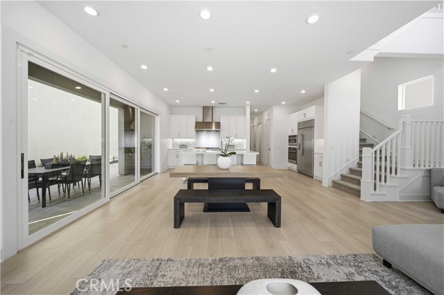 Detail Gallery Image 8 of 69 For 27516 Golden Currant Pl, Valencia,  CA 91381 - 4 Beds | 4/1 Baths