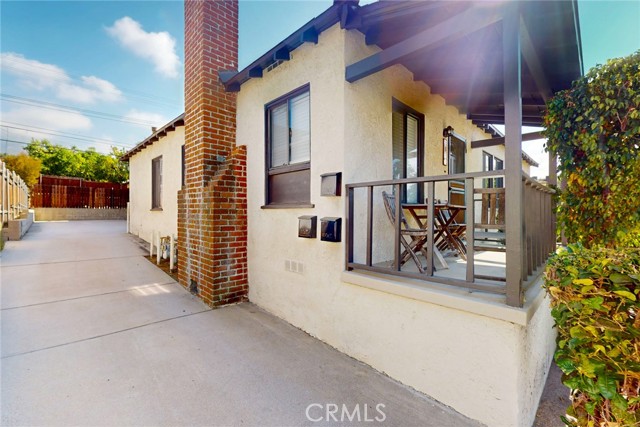 3357 Honolulu Avenue, La Crescenta CA: https://media.crmls.org/medias/80f9b309-44cd-4571-8d2e-20fe679cb437.jpg