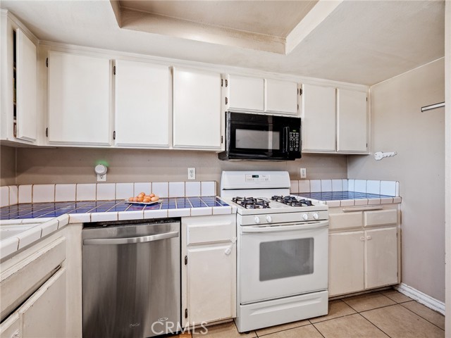 Detail Gallery Image 12 of 31 For 9176 Coleridge Rd, Hesperia,  CA 92344 - 3 Beds | 2 Baths