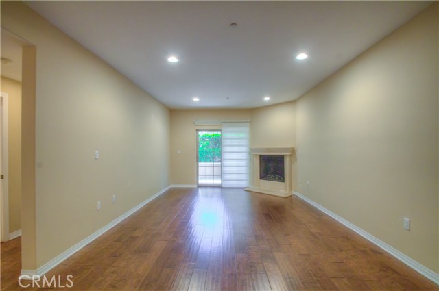 4551 Coldwater canyon Avenue, Studio City CA: https://media.crmls.org/medias/80fbc9fa-4588-4bf5-8f3e-fb9a466739d1.jpg
