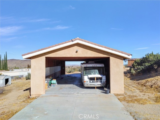 Detail Gallery Image 8 of 75 For 5040 Brisbane Ave, Yucca Valley,  CA 92284 - 3 Beds | 2 Baths