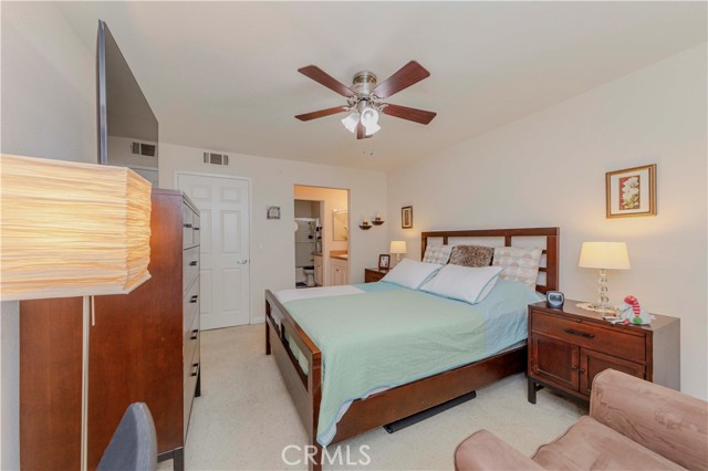 Detail Gallery Image 15 of 36 For 21450 Burbank Bld #211,  Woodland Hills,  CA 91367 - 2 Beds | 2 Baths