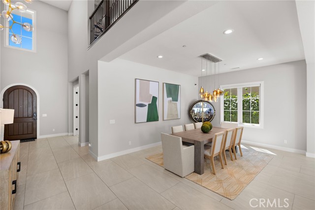 93 Interstellar, Irvine CA: https://media.crmls.org/medias/80fe378f-f47f-4d78-8480-db26e5e1e988.jpg