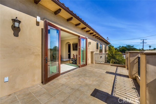 Detail Gallery Image 42 of 52 For 12530 Collins St, Valley Glen,  CA 91607 - 6 Beds | 5/1 Baths