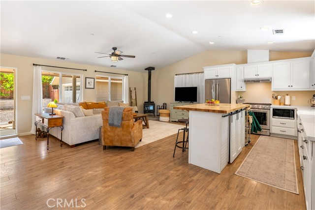 Detail Gallery Image 12 of 35 For 10825 Colorado, Atascadero,  CA 93422 - 3 Beds | 2 Baths