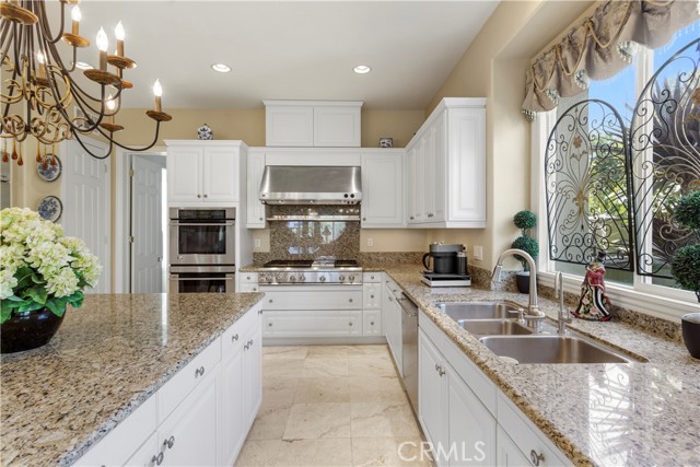 Detail Gallery Image 22 of 48 For 2493 Woodcreek, Camarillo,  CA 93012 - 5 Beds | 5/1 Baths