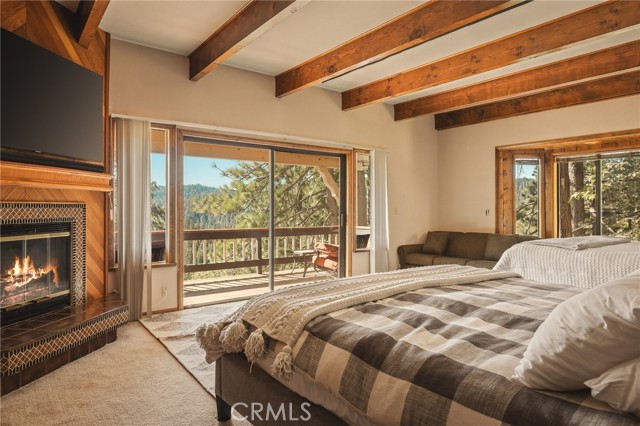 201 Grizzly, Lake Arrowhead, CA 92352