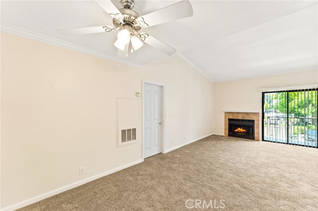 Detail Gallery Image 2 of 19 For 25591 Indian Hill Ln #C,  Laguna Hills,  CA 92653 - 2 Beds | 2 Baths