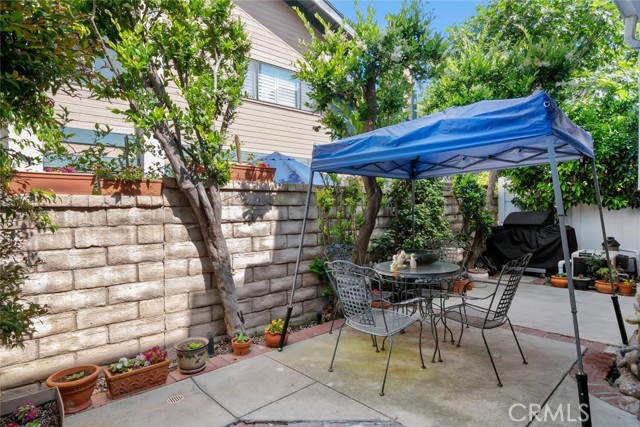 Detail Gallery Image 31 of 40 For 18850 Hatteras St #5,  Tarzana,  CA 91356 - 3 Beds | 2/1 Baths