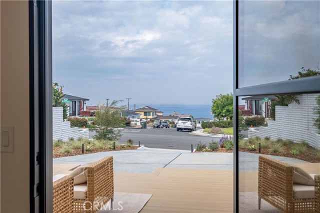 Detail Gallery Image 11 of 51 For 470 Camino De Encanto, Redondo Beach,  CA 90277 - 4 Beds | 3 Baths