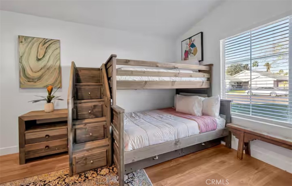 MLS #OC25251150 image #31