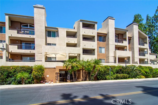 Image 3 for 5545 Canoga Ave #203, Woodland Hills, CA 91367